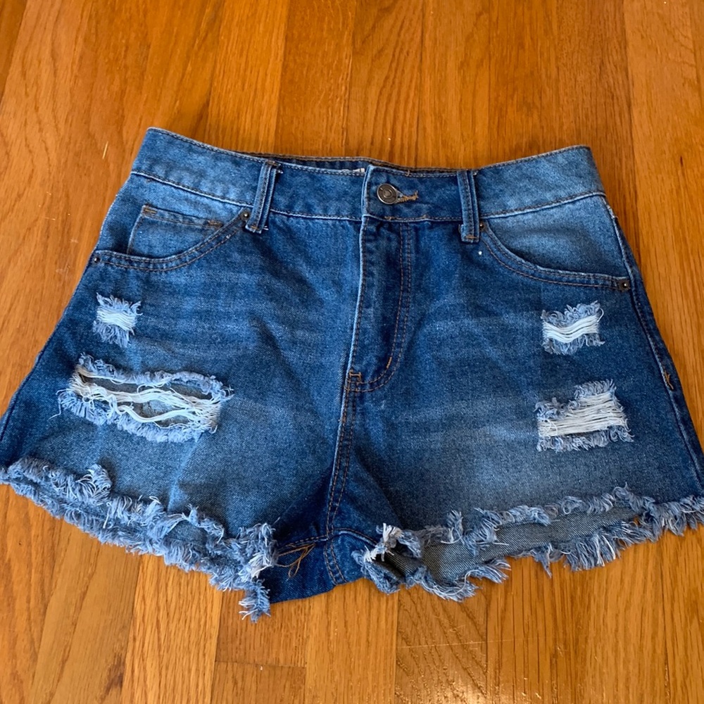 Dark wash, denim shorts